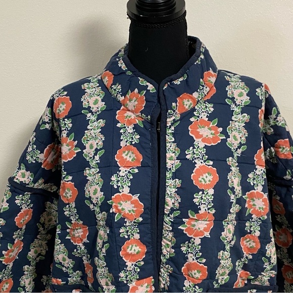 Free People Jacket Womens Size XL Navy Floral Print Quilted Chloe Coat Jacket - Picture 3 of 16